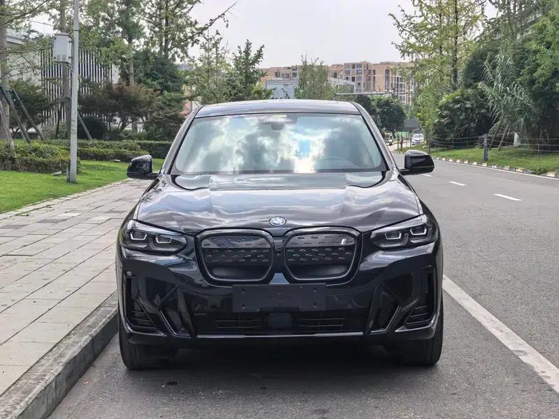 BMW iX3 2022 Facelift - Pioneer Edition — миниатюра 2