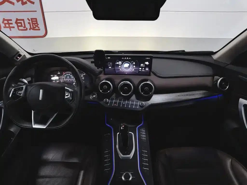 Weipai VV7 New Energy 2020 PHEV 2.0T Flagship Edition — миниатюра 5