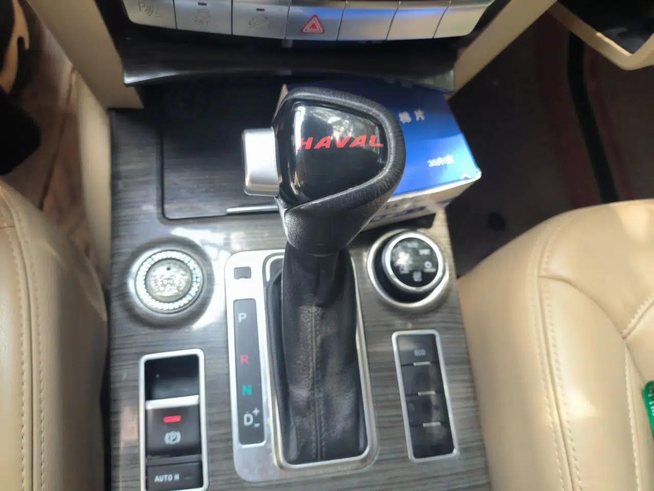 Haval H9 2015 2.0T Four-Wheel Drive Luxury 7-Seater — миниатюра 14