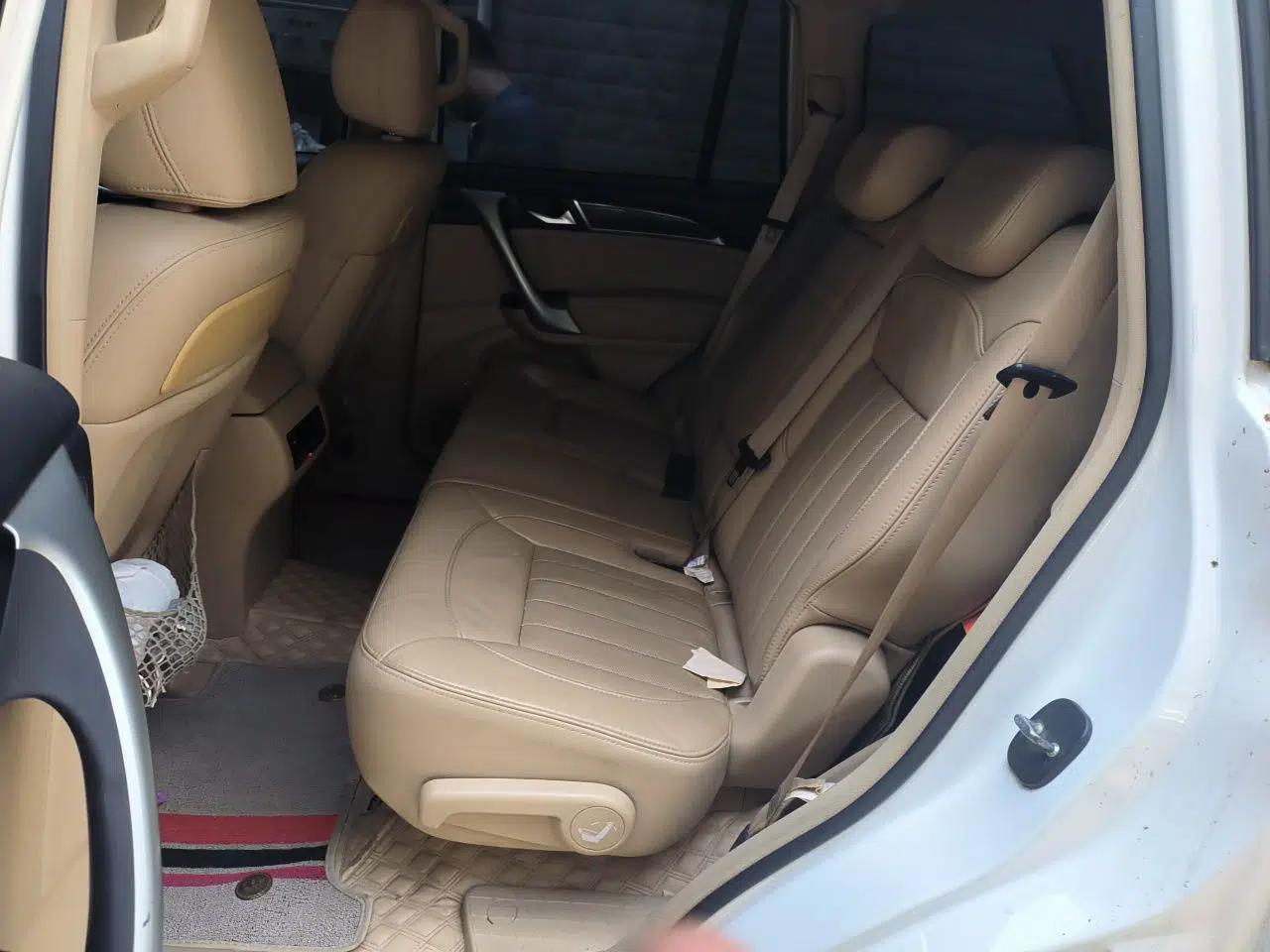 Haval H9 2015 2.0T Four-Wheel Drive Luxury 7-Seater — миниатюра 17