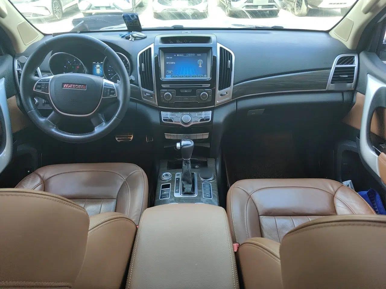 Haval H9 2015 2.0T Four-Wheel Drive Luxury Model 5 Seats — миниатюра 9