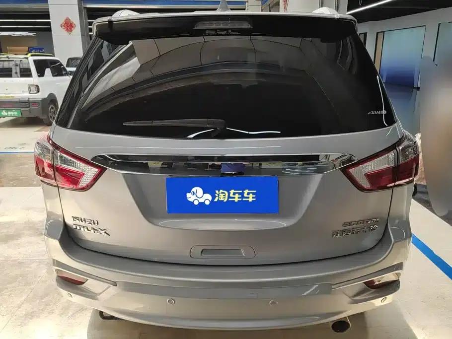 mu-X 2022 2.0T Gasoline Automatic 4WD Enjoyable S-Type 5-Seater — миниатюра 4