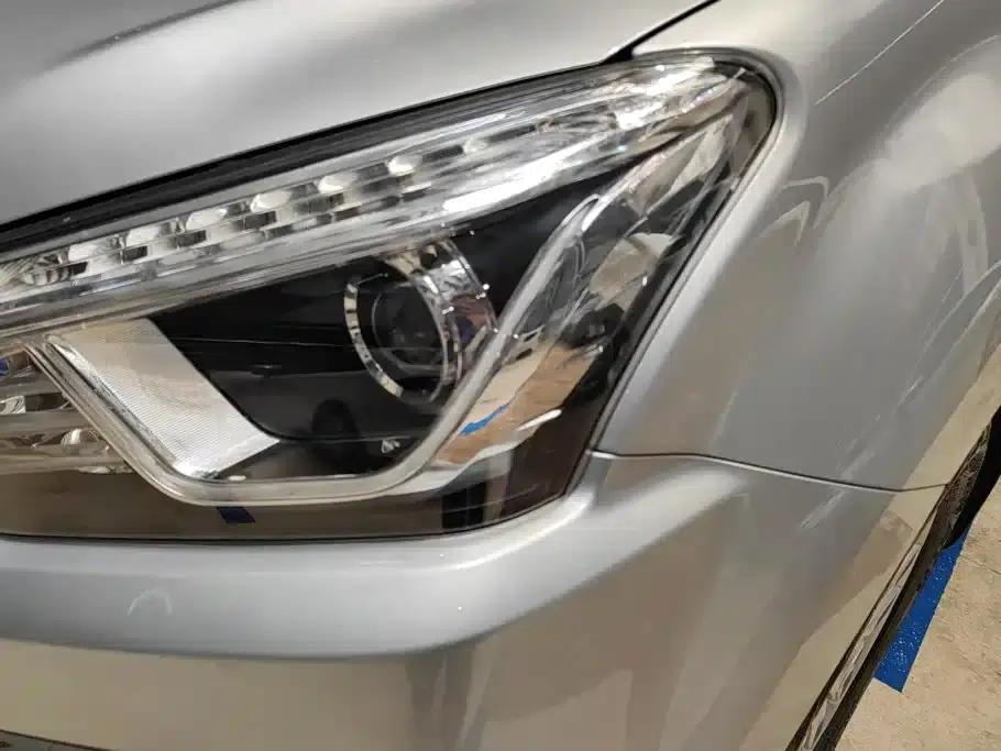 mu-X 2022 2.0T Gasoline Automatic 4WD Enjoyable S-Type 5-Seater — миниатюра 5