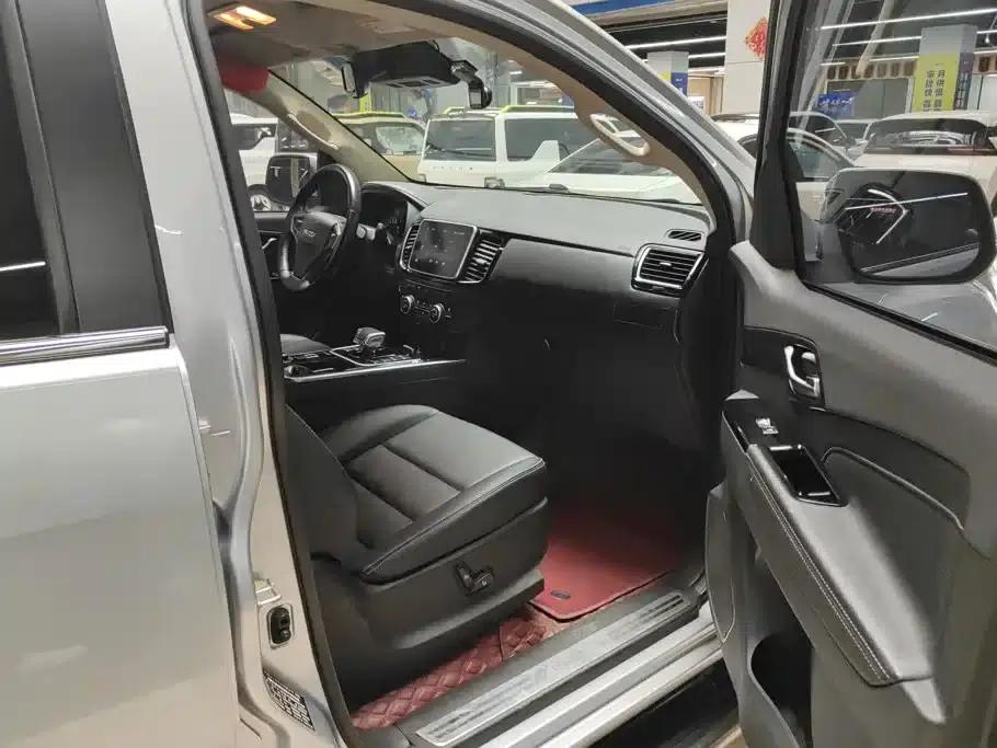 mu-X 2022 2.0T Gasoline Automatic 4WD Enjoyable S-Type 5-Seater — миниатюра 8