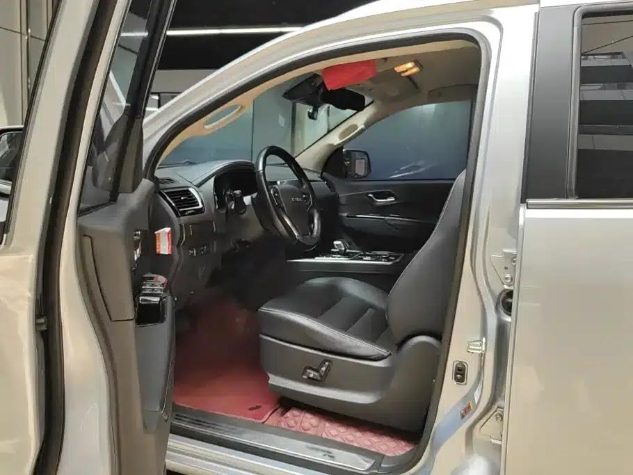 mu-X 2022 2.0T Gasoline Automatic 4WD Enjoyable S-Type 5-Seater — миниатюра 9