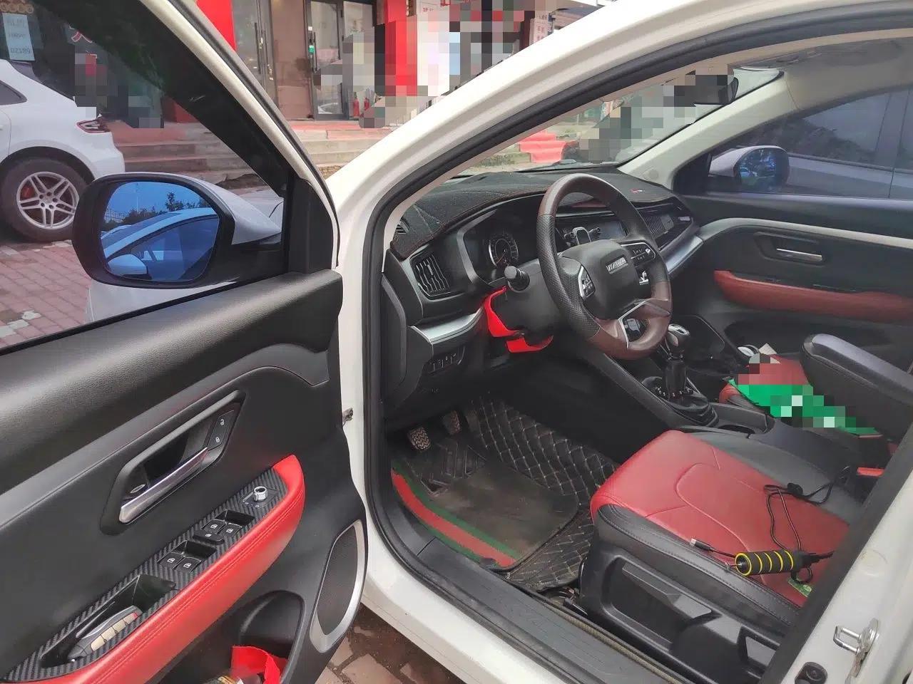 Haval H2s 2017 Red Label 1.5T Manual Comfort Model — миниатюра 16