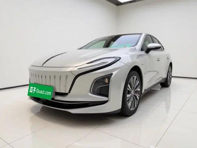 Hongqi E-QM5 2022 431 km Charge & Enjoy Edition