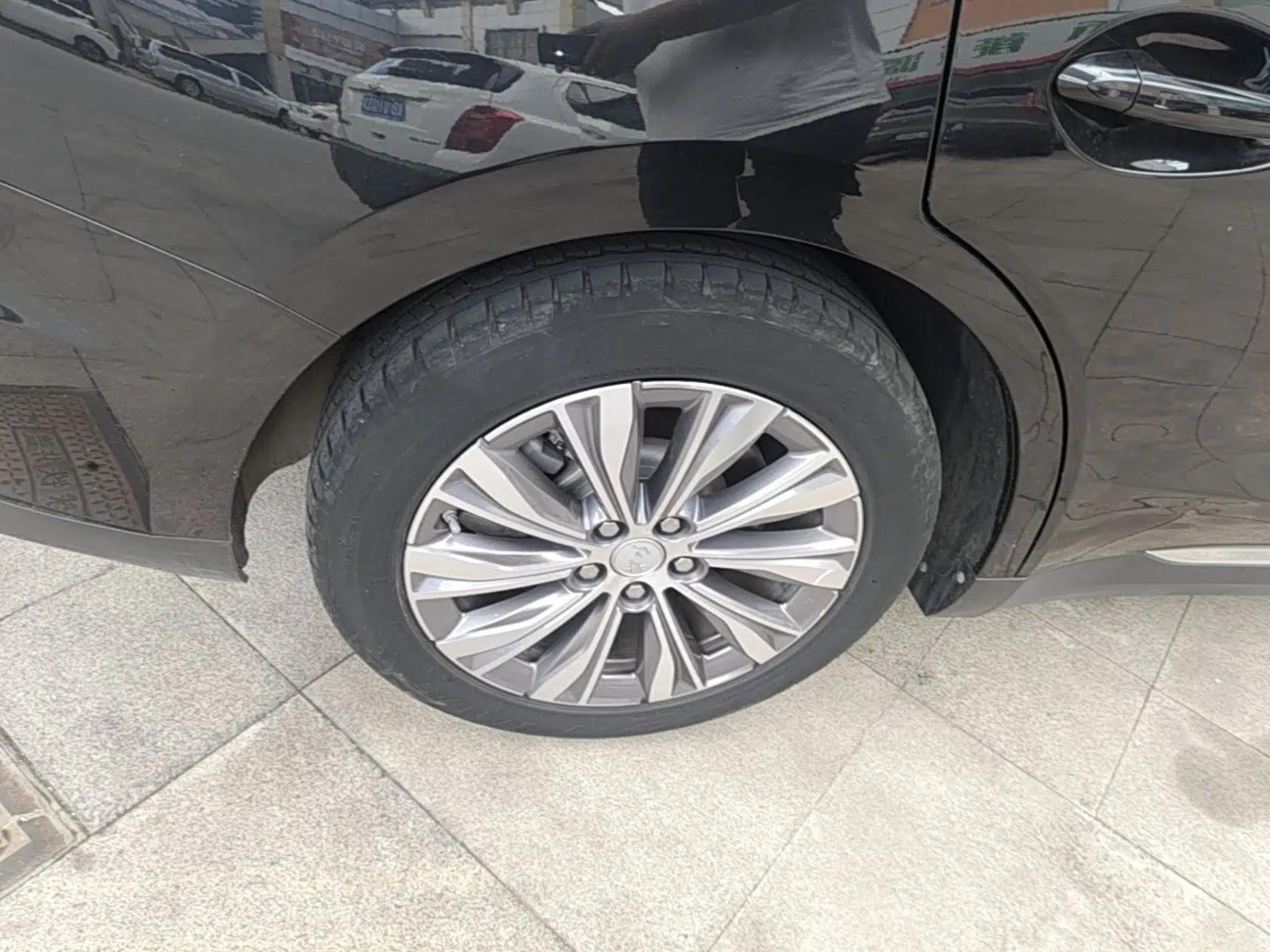 Hongqi E-QM5 2023 560km PLUS — миниатюра 11