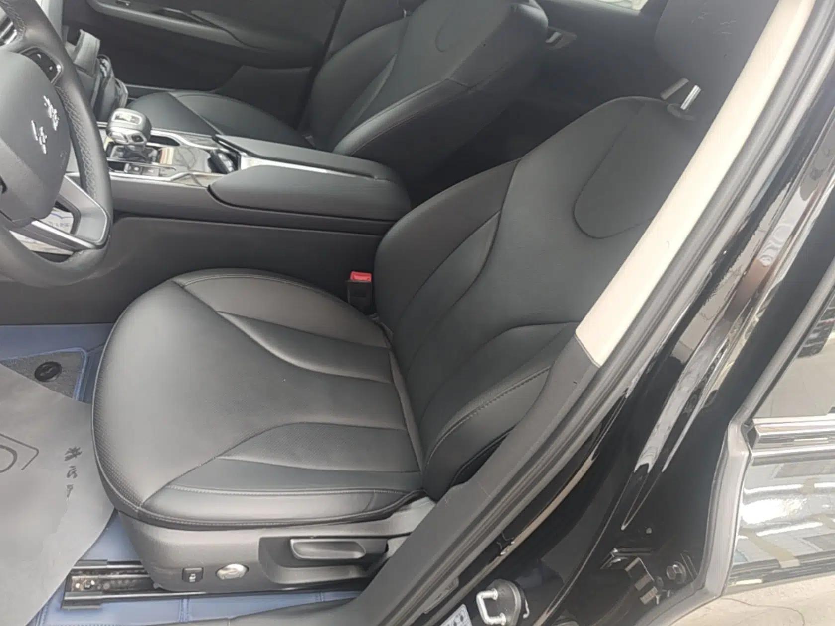 Hongqi E-QM5 2023 560km PLUS — миниатюра 17
