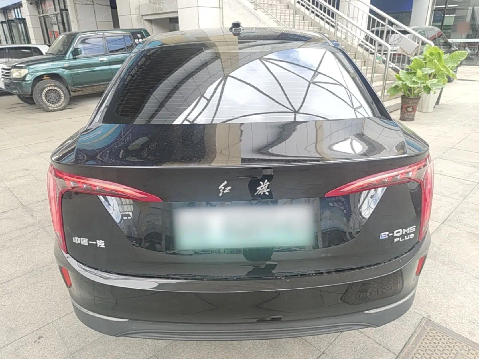 Hongqi E-QM5 2023 560km PLUS — миниатюра 5