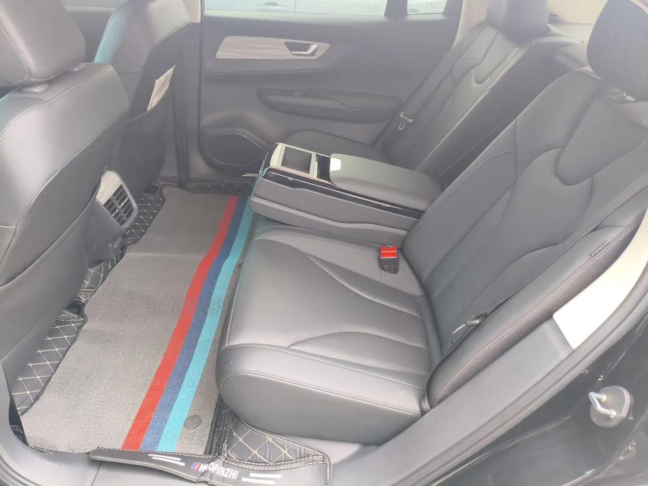 Hongqi E-QM5 2023 620km PLUS — миниатюра 17