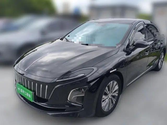 Hongqi E-QM5 2023 620km PLUS