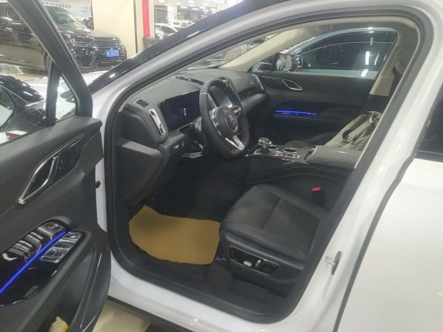 Hongqi HS3 PHEV 2025 Model PHEV 117km Jingwei PLUS Edition — миниатюра 18