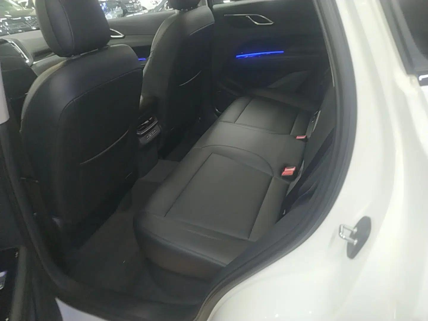 Hongqi HS3 PHEV 2025 Model PHEV 117km Jingwei PLUS Edition — миниатюра 20