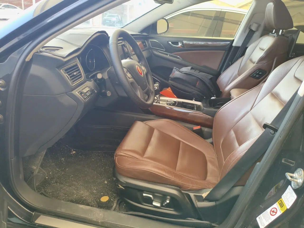 Hongqi H7 2015 Hongqi H7 2.0L PHEV plug-in hybrid, 5 seats — миниатюра 15