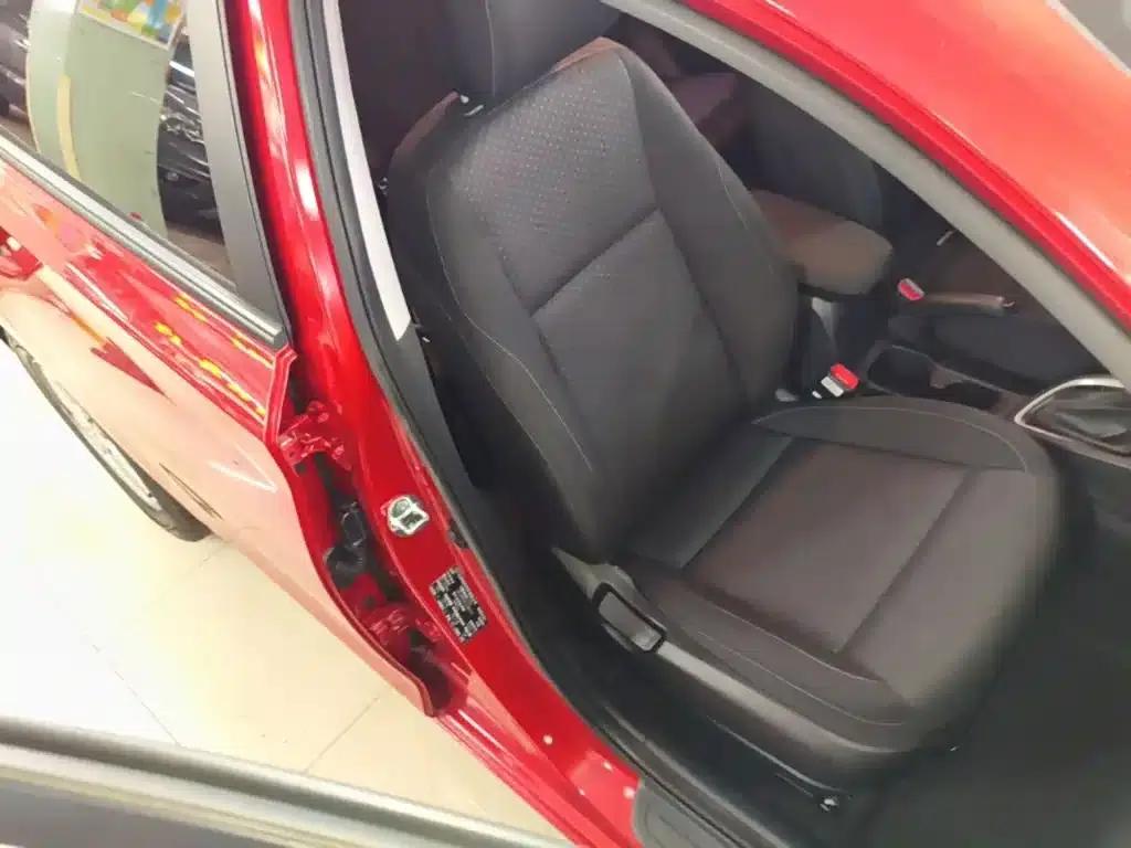 Hyundai Elantra 2018 1.6L Automatic GL (National V Emission Standard) — миниатюра 25