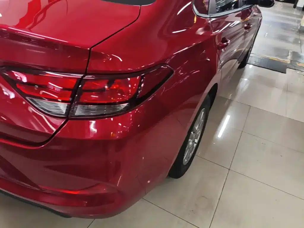 Hyundai Elantra 2018 1.6L Automatic GL (National V Emission Standard) — миниатюра 8