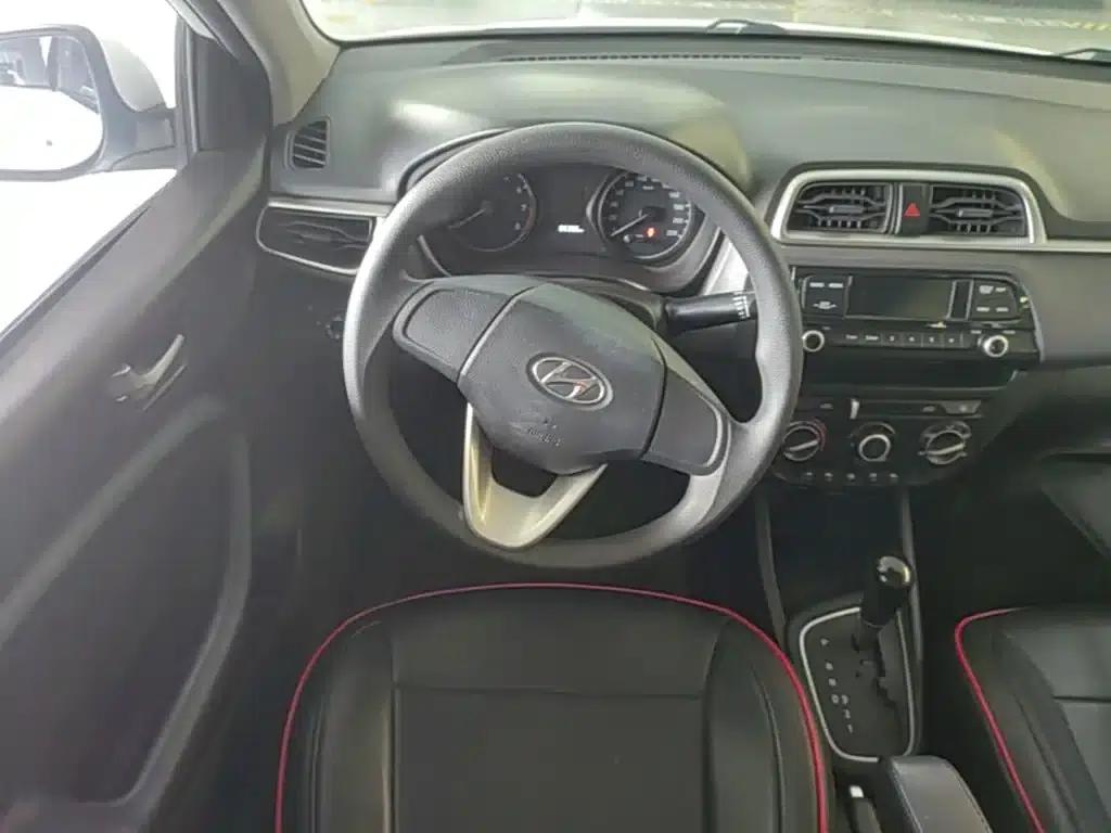 2017 Hyundai Reina 1.4L Automatic Premium Edition (China VI Emission Standard) — миниатюра 11