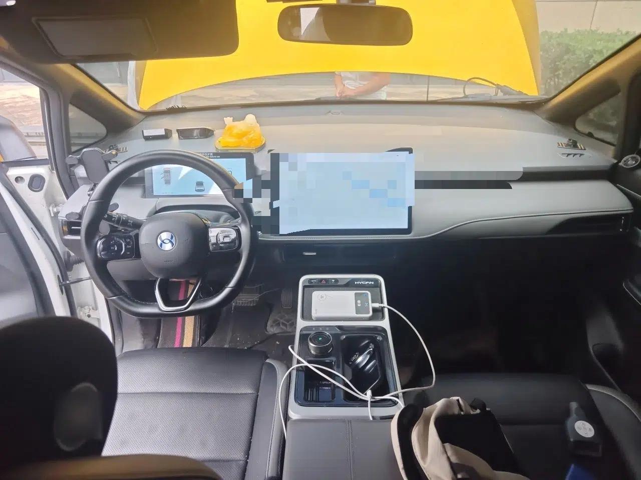 Hycan Z03 2022 620 km Range Trendy Cool Version 160 kW 76.8 kWh — миниатюра 9