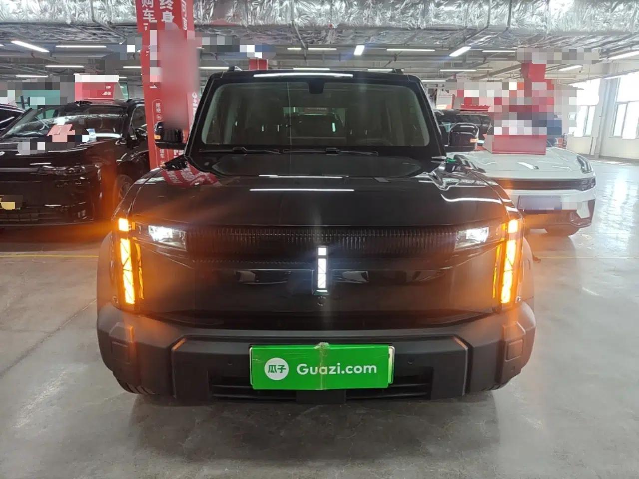 iCAR 03 2024 401km Range Two-Wheel Drive Standard Yuechao Version — миниатюра 2
