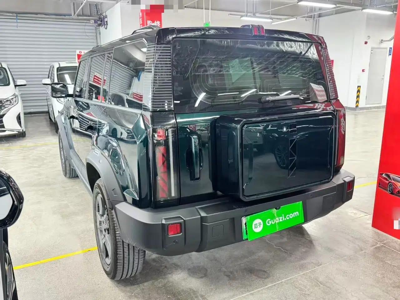 iCAR 03 2024 401km Range Two-Wheel Drive Standard Yuechao Version — миниатюра 4