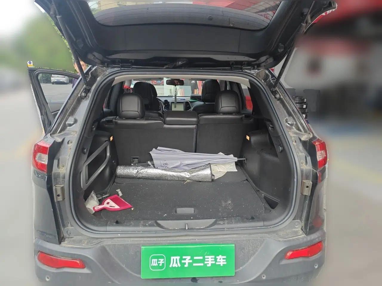 Jeep Cherokee 2016 2.4L Professional Smart Version — миниатюра 19