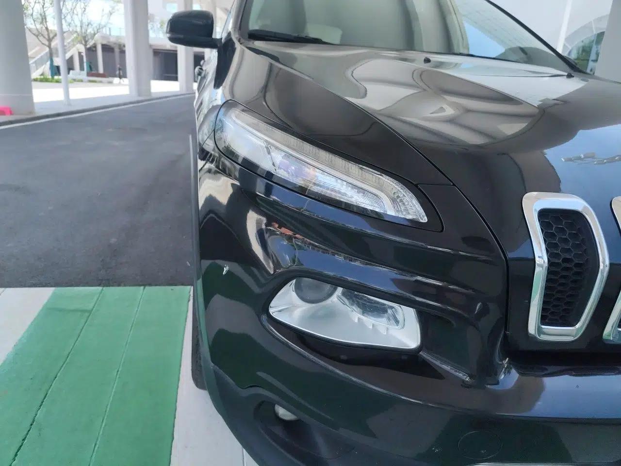 Jeep Cherokee 2017 2.0L Superior Edition — миниатюра 7