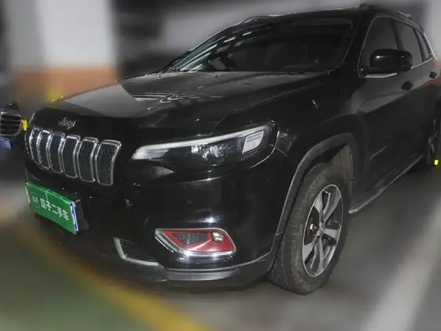 Jeep Cherokee 2019 2.0T Four-Wheel Drive Explorer Edition China V