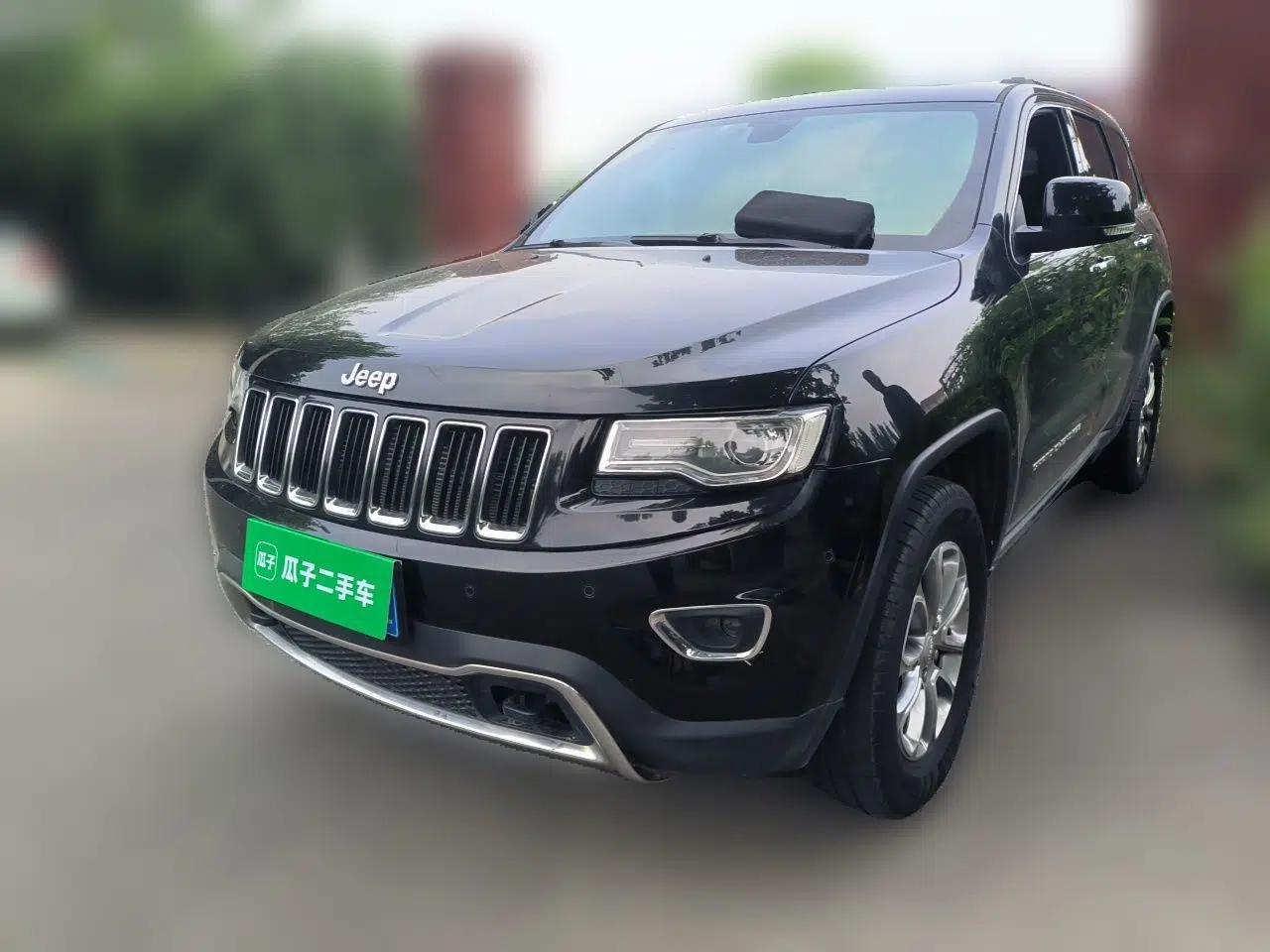 Jeep Grand Cherokee 2016 3.0L Elite Navigation Edition — миниатюра 1
