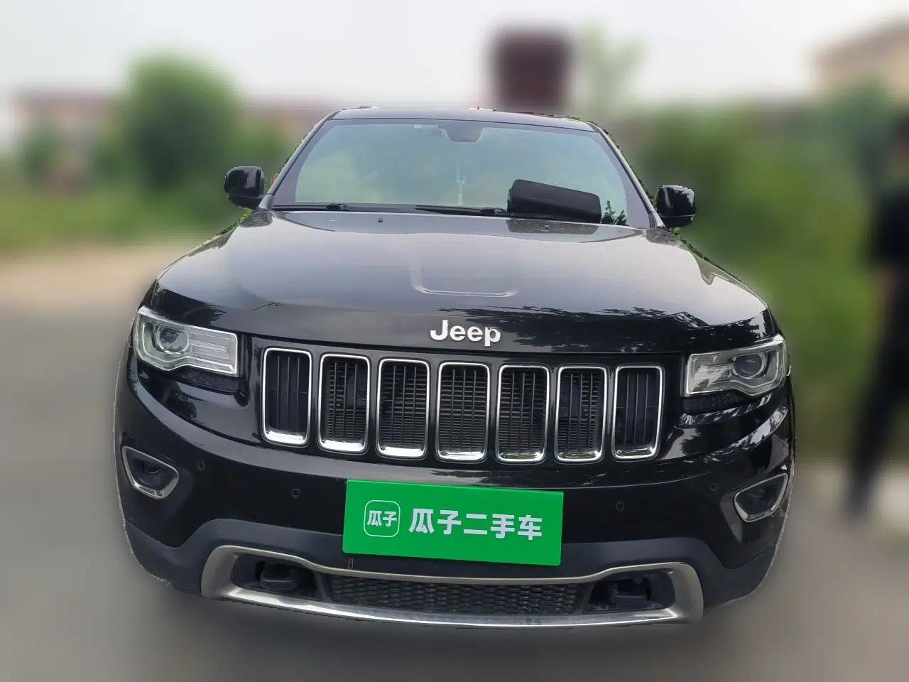 Jeep Grand Cherokee 2016 3.0L Elite Navigation Edition — миниатюра 2