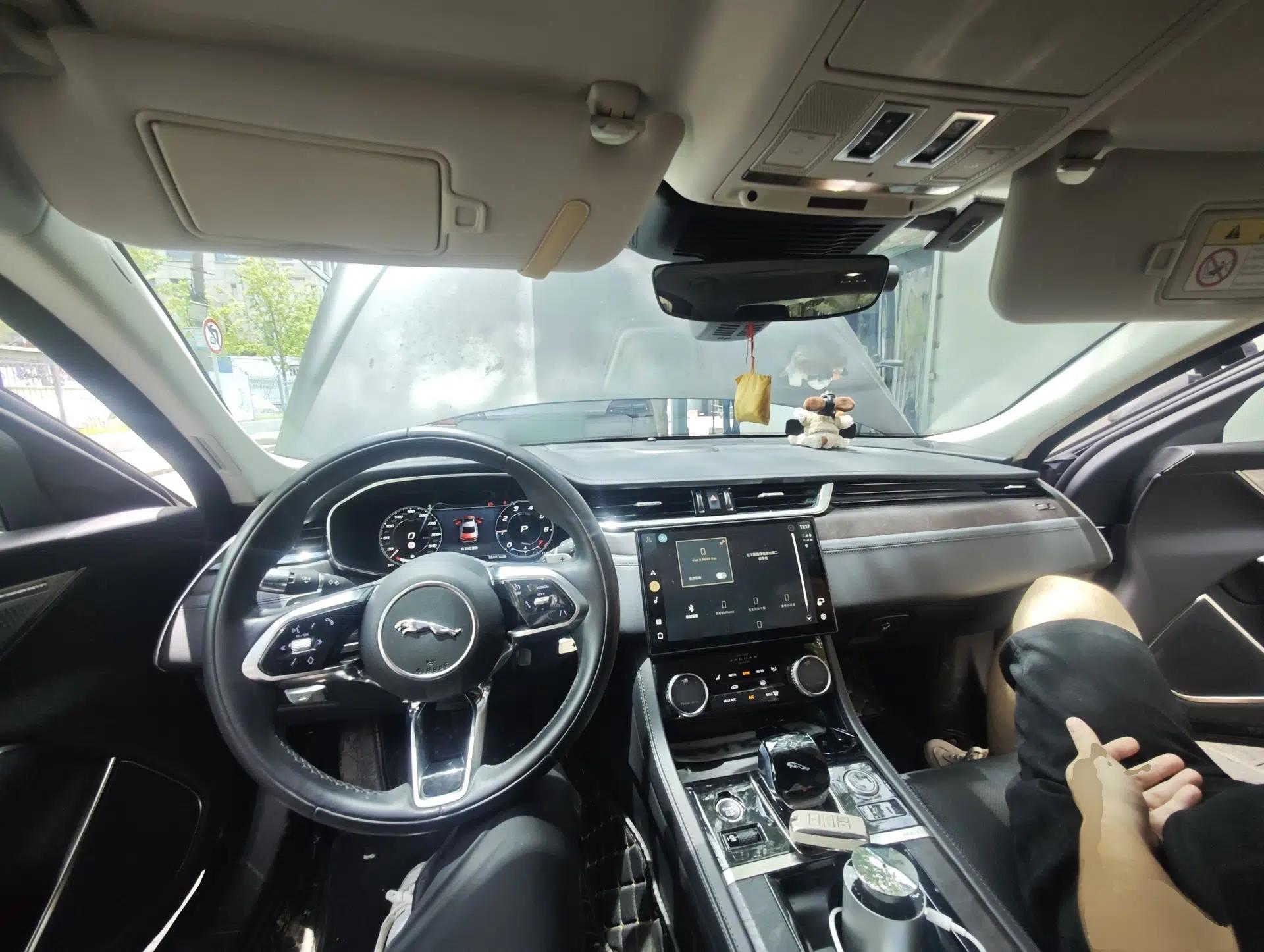 Jaguar XFL 2021 XFL 2.0T P250 Two-Wheel-Drive Luxury Deluxe Edition — миниатюра 9