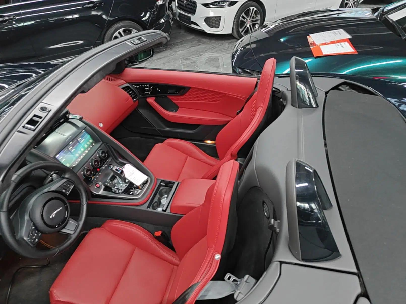 Jaguar F-TYPE 2024 P300 75th Anniversary Collector's Convertible Edition — миниатюра 7