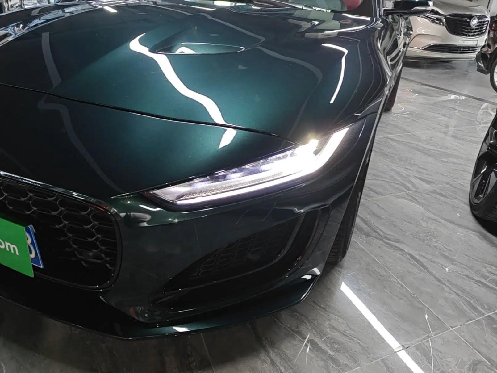 Jaguar F-TYPE 2024 P300 75th Anniversary Collector's Convertible Edition — миниатюра 8