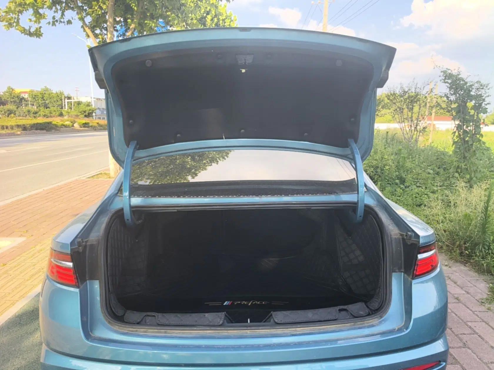 Geely Auto Preface 2021 2.0TD Flagship Edition — миниатюра 22