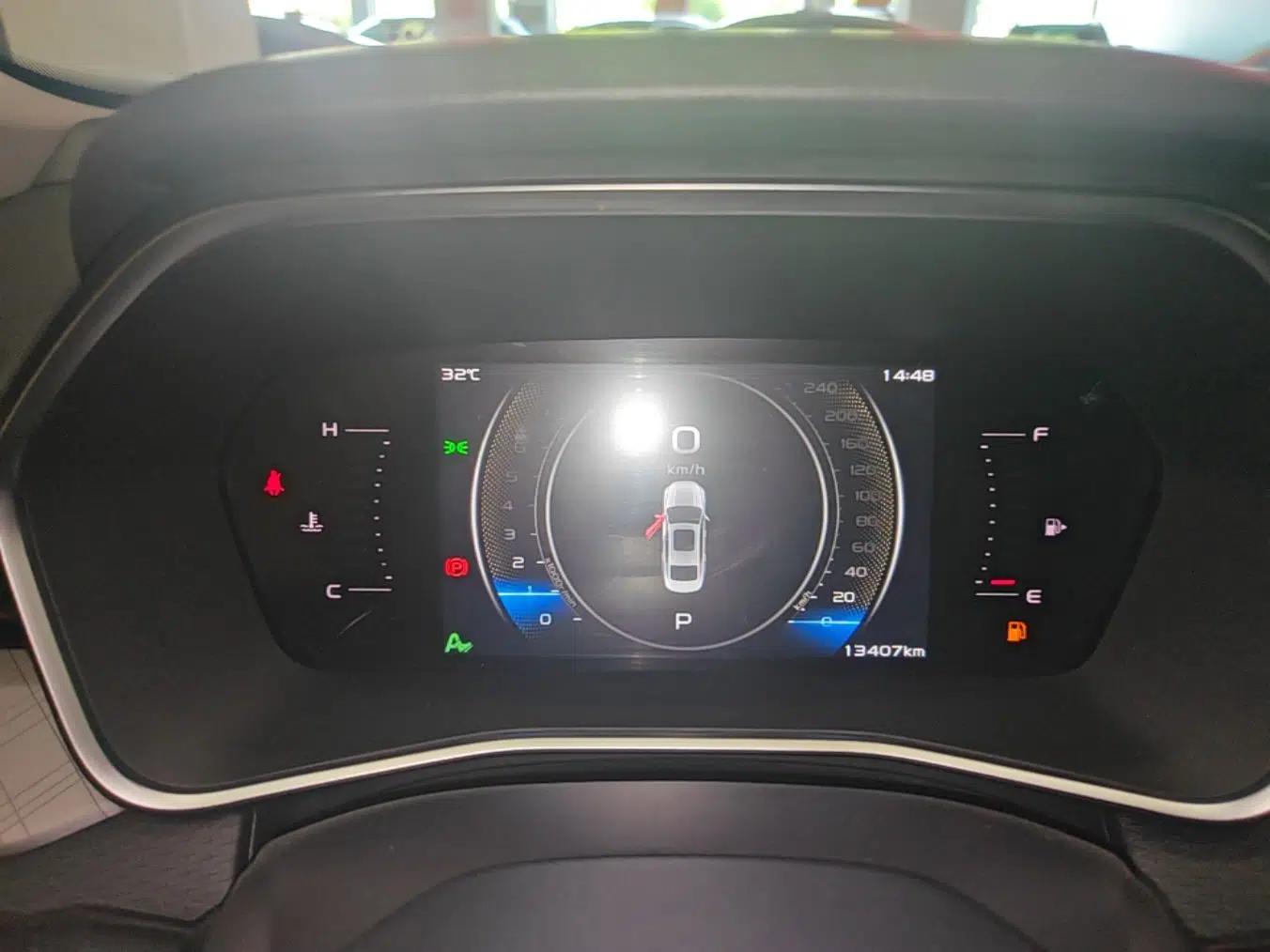 Geely Auto Preface 2023 2.0TD Luxury Version — миниатюра 14
