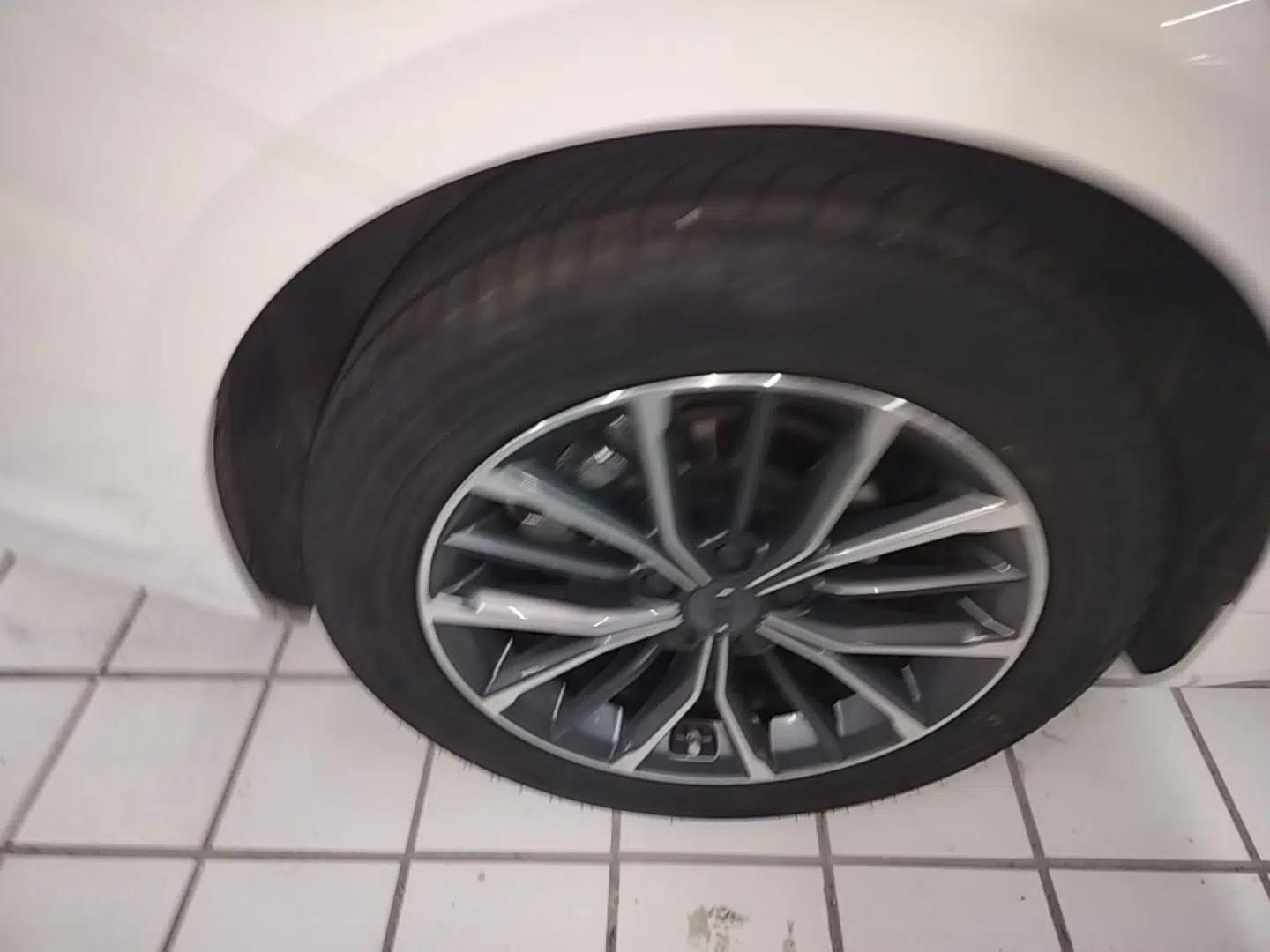 Geely Auto Preface 2023 1.5TD Fuyao Version — миниатюра 11