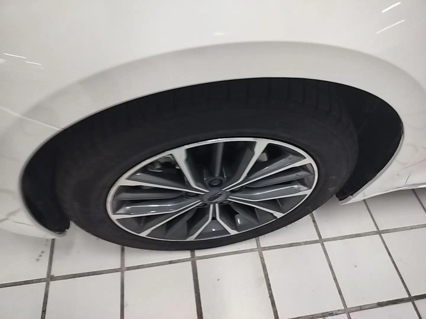 Geely Auto Preface 2023 1.5TD Fuyao Version — миниатюра 10