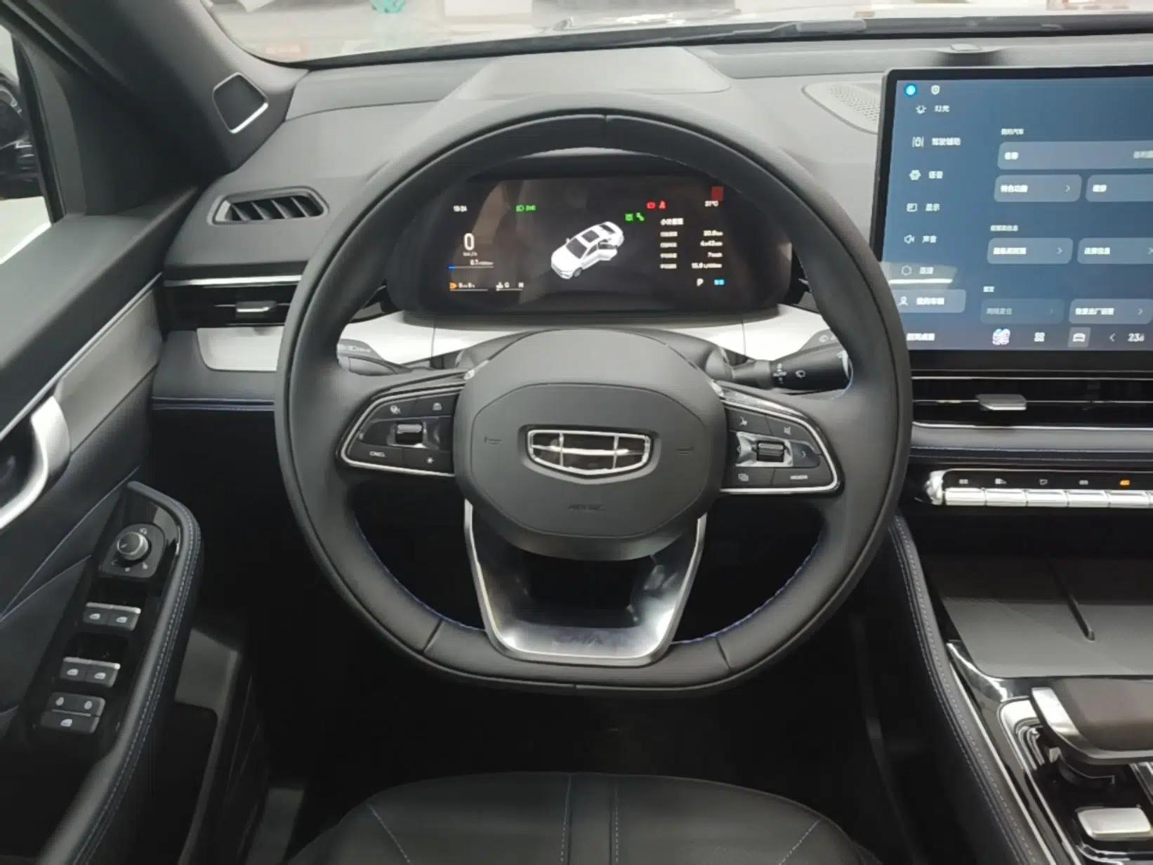 Geely Auto Preface 2026 Model Oriental Yao 1.5TD Fuyao Edition — миниатюра 13
