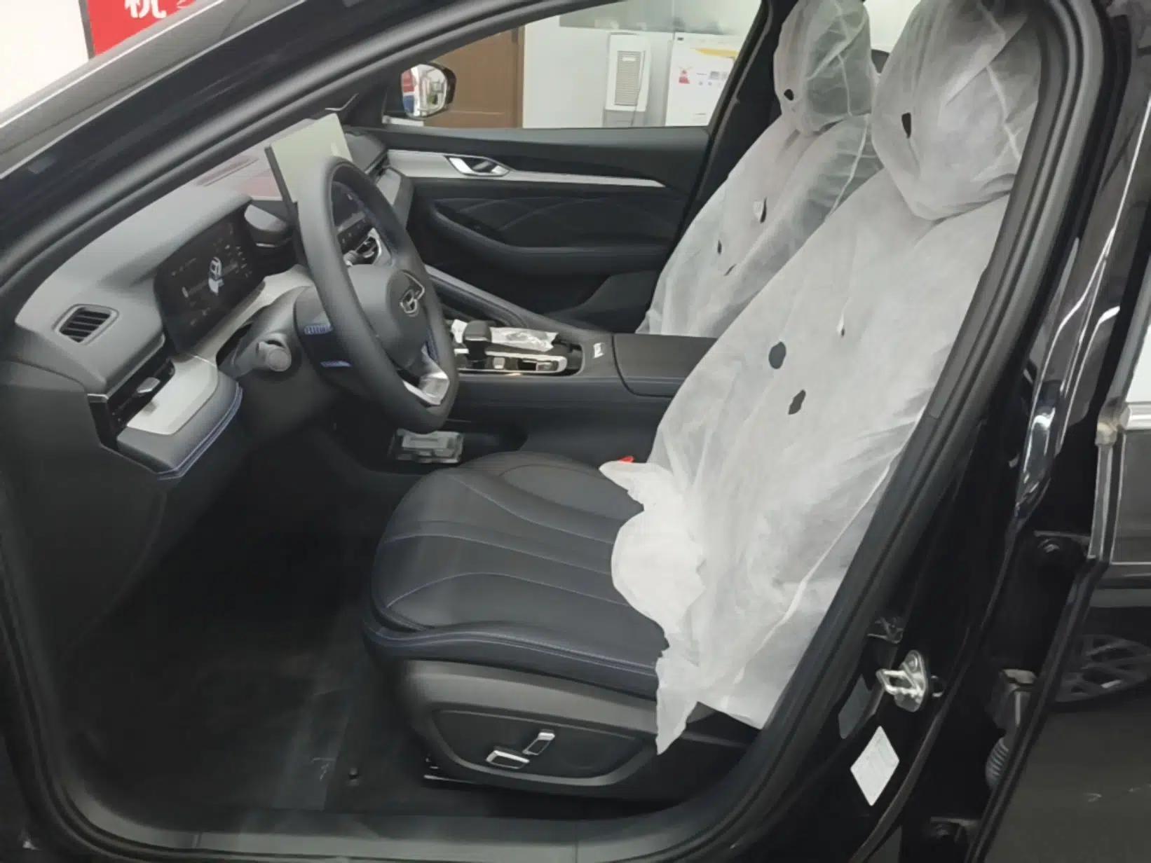 Geely Auto Preface 2026 Model Oriental Yao 1.5TD Fuyao Edition — миниатюра 17