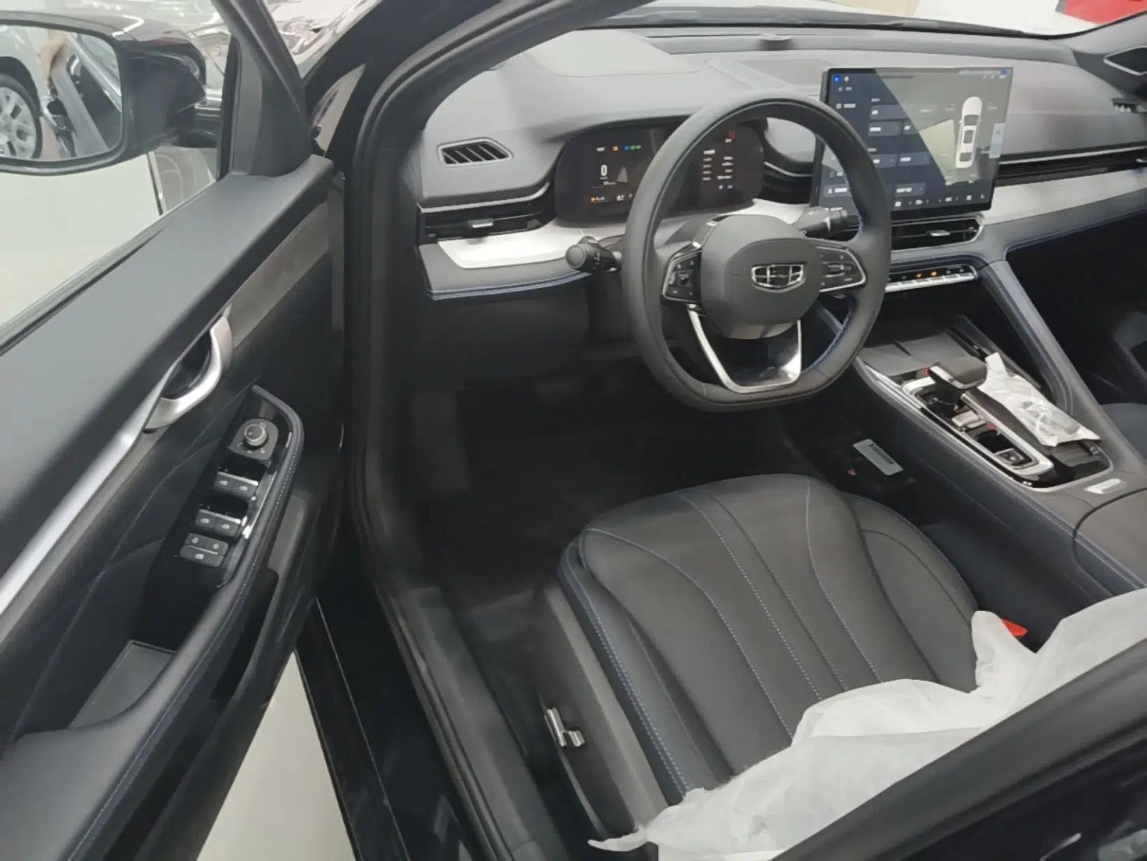 Geely Auto Preface 2026 Model Oriental Yao 1.5TD Fuyao Edition — миниатюра 18