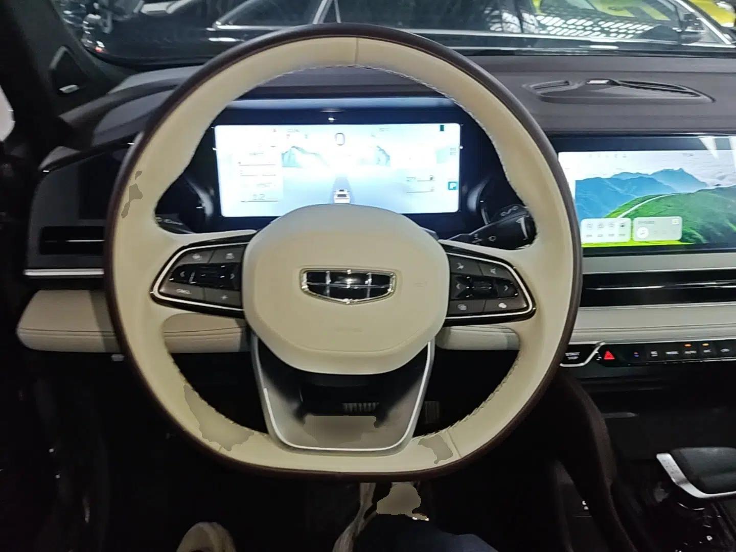Geely Auto Monjaro L 2021 2.0TD DCT EVO Two-Wheel Drive Smart Luxury Version — миниатюра 13