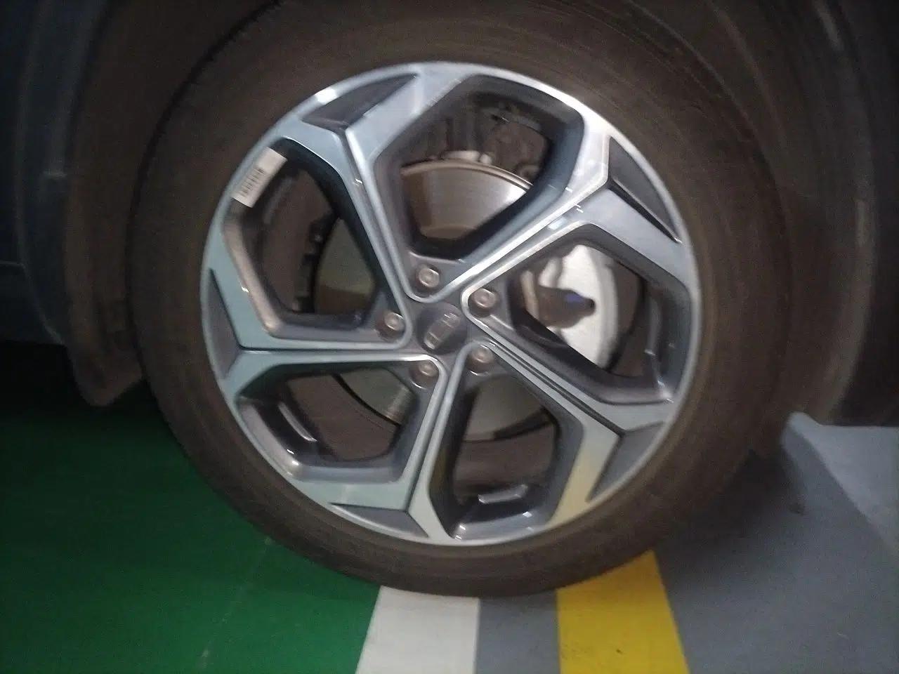 Geely Auto Monjaro L 2024 2.0TD High-Power Automatic Two-Wheel Drive Yunqi Version — миниатюра 5