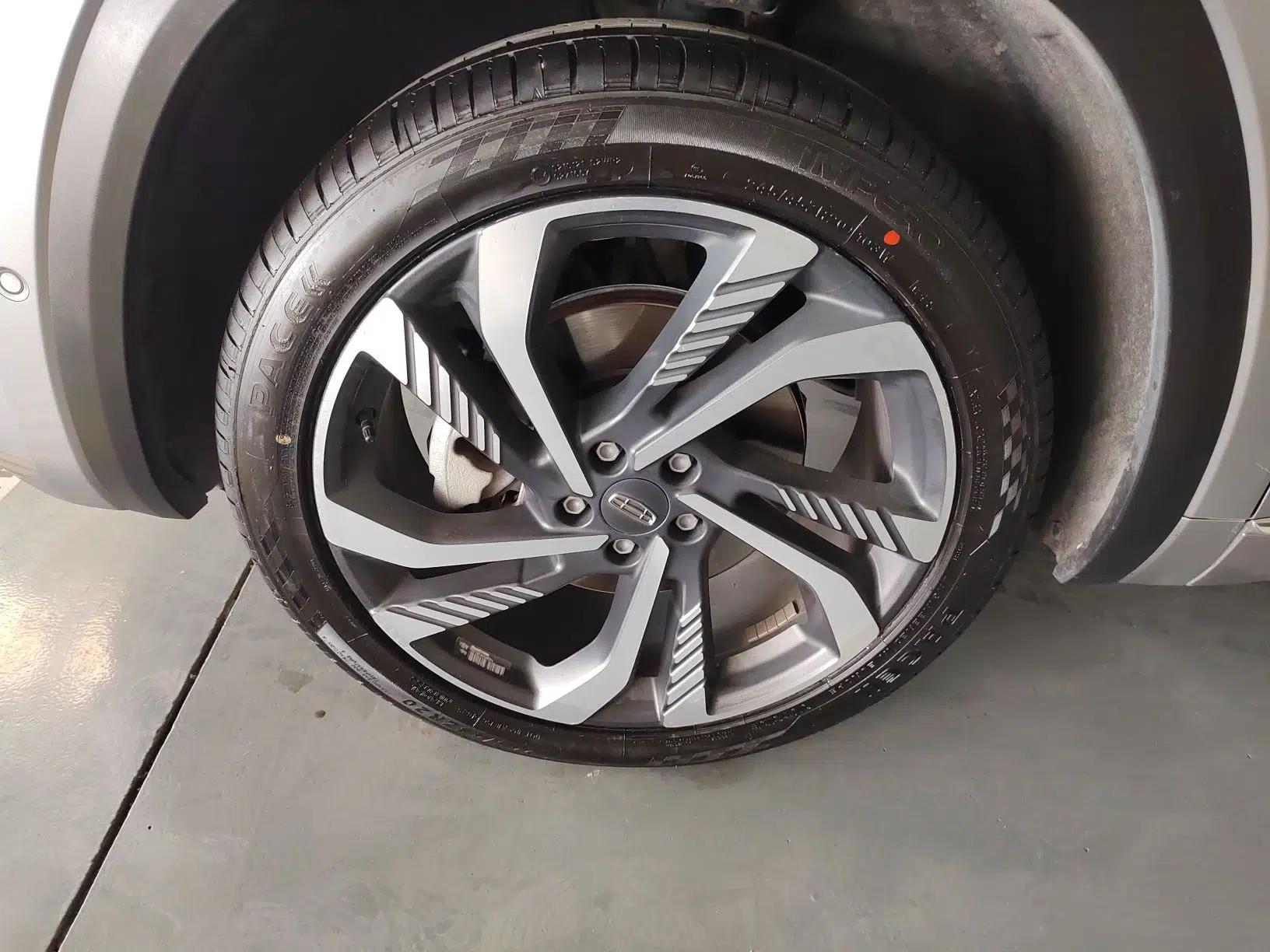 Geely Auto Monjaro L 2021 2.0TD DCT EVO Two-Wheel Drive Smart Luxury Version — миниатюра 15