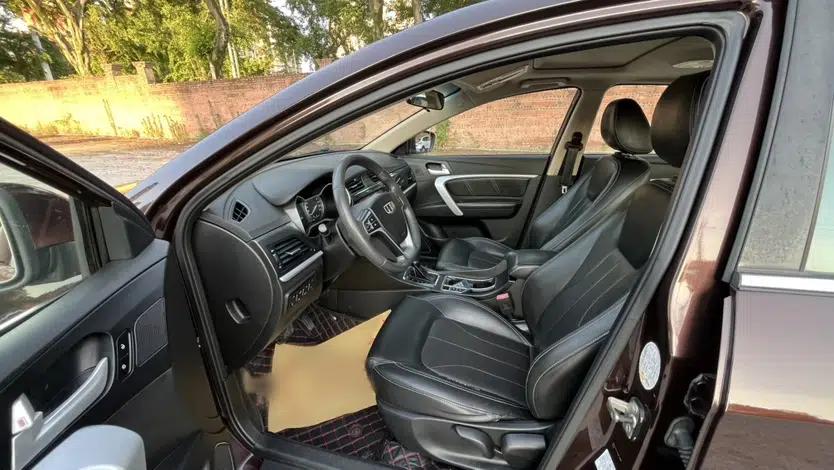 Geely Auto Emgrand 2017 Sedan Million Edition 1.5L CVT Upward Version — миниатюра 9