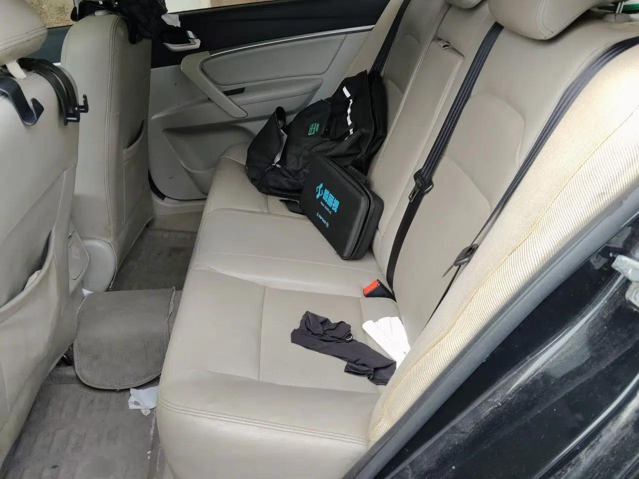Geely Auto Emgrand 2014 Sedan 1.5L Manual Elite Model — миниатюра 17