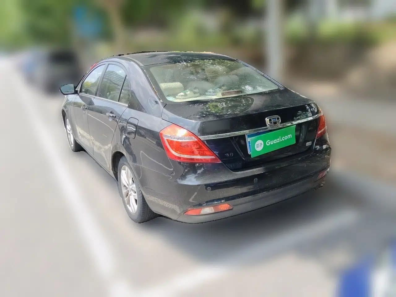 Geely Auto Emgrand 2014 Sedan 1.5L Manual Elite Model — миниатюра 4
