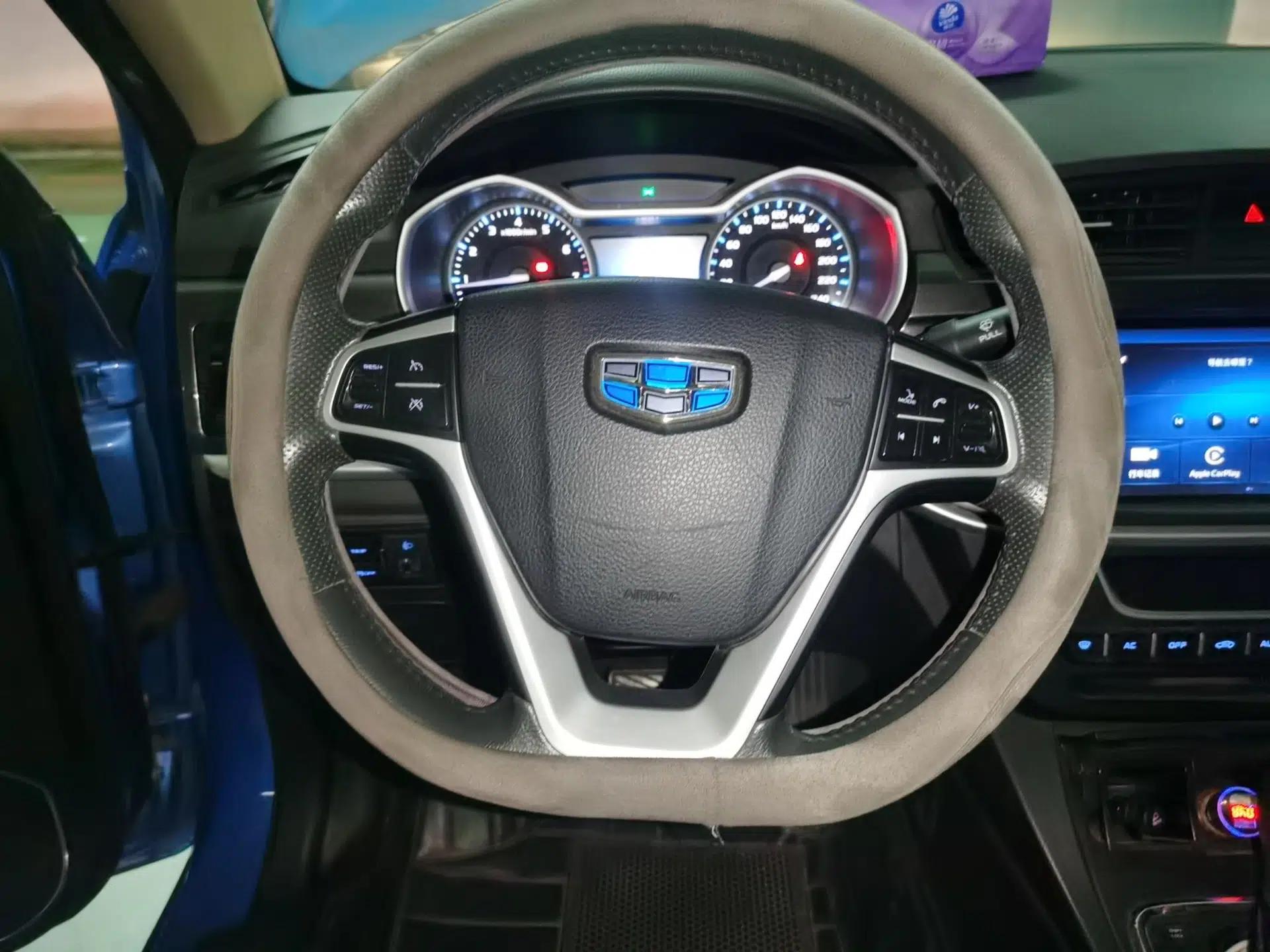 Geely Auto Emgrand 2017 Sedan Million Edition 1.5L CVT Upward Version — миниатюра 10