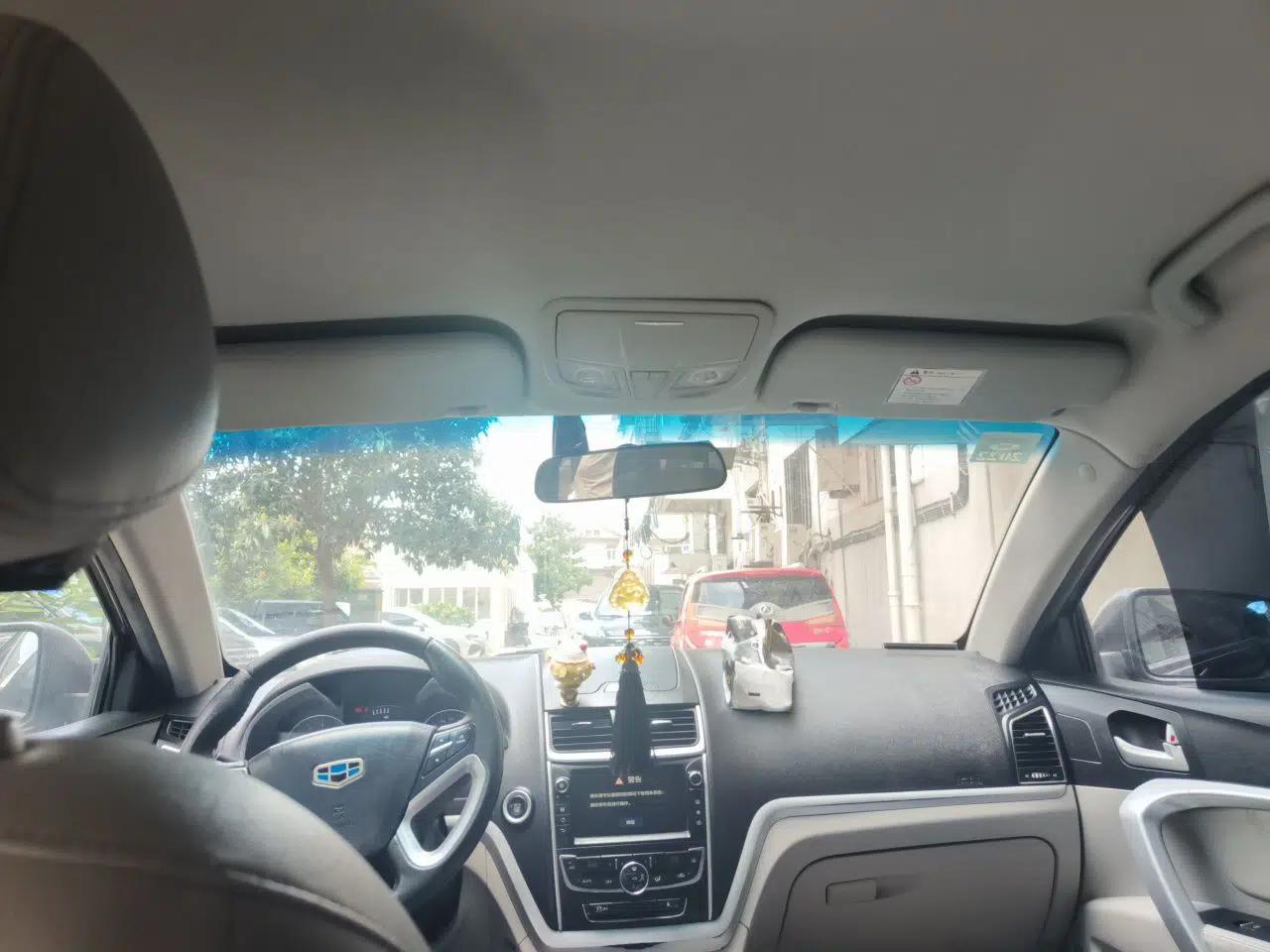 Geely Auto Emgrand 2016 Sedan 1.5L Manual Luxury Model — миниатюра 18