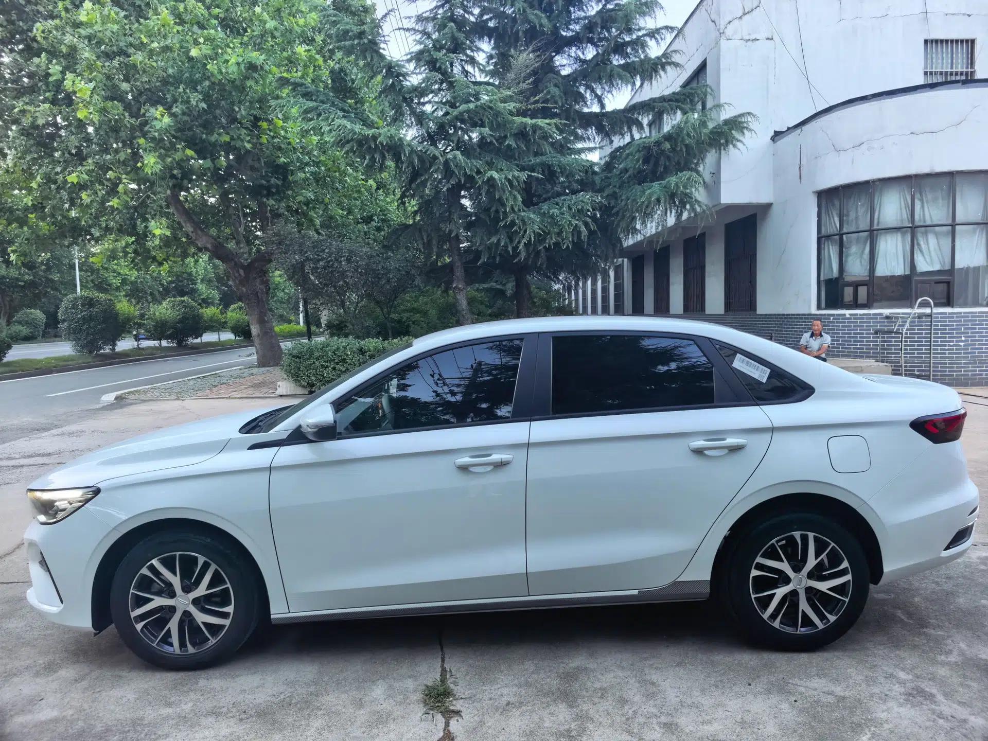 Geely Auto Emgrand 2023 4th Generation Champion Edition 1.5L Manual Luxury Model — миниатюра 13