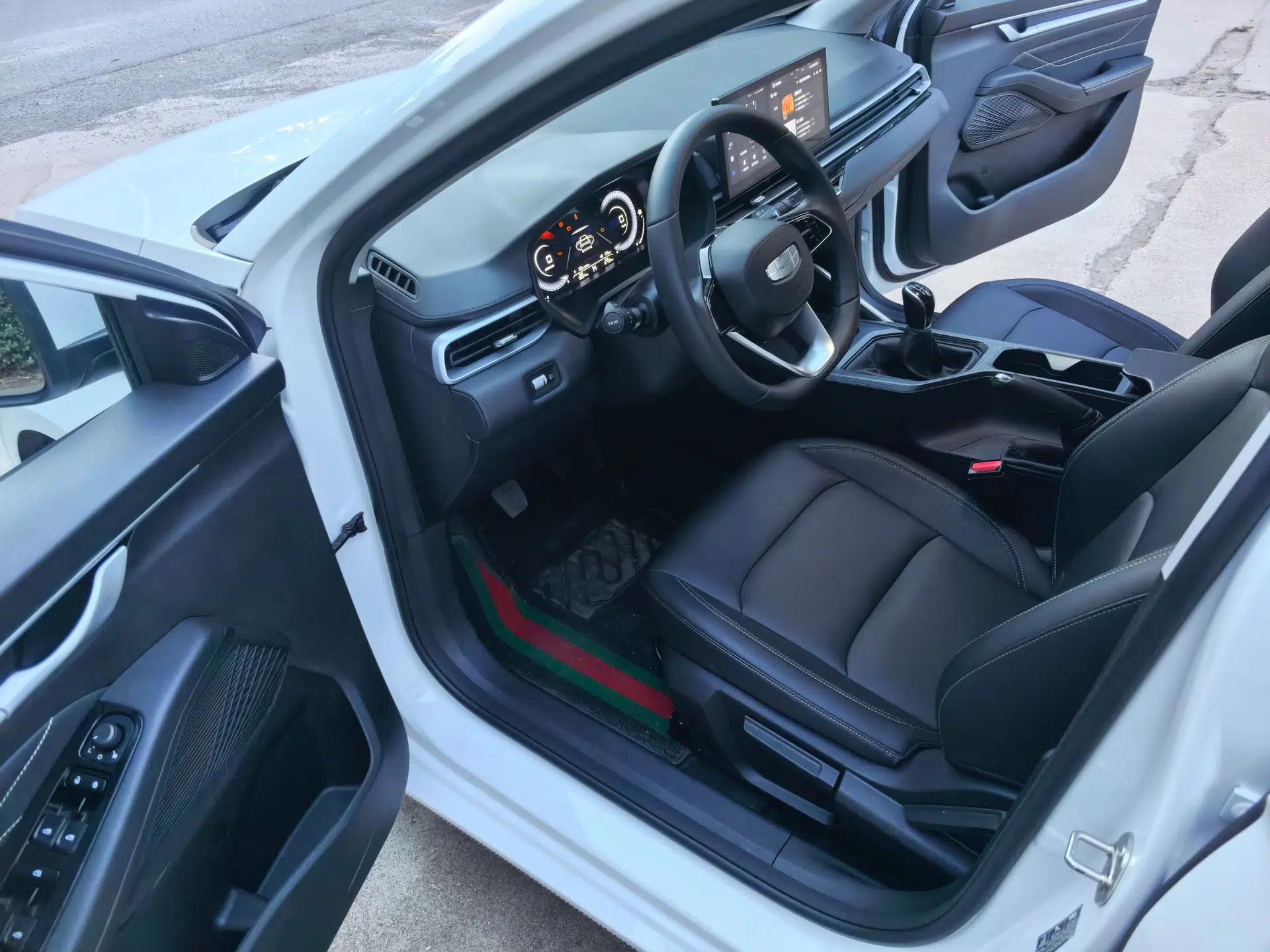 Geely Auto Emgrand 2023 4th Generation Champion Edition 1.5L Manual Luxury Model — миниатюра 23